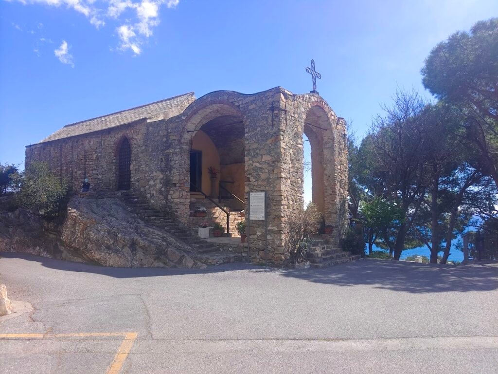 Chiesa di San Martino sulla Via Julia Augusta ad Albenga.