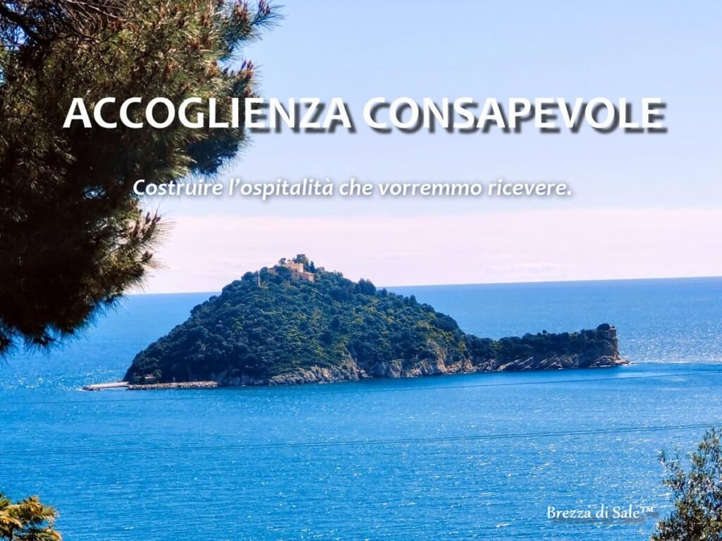 Isola Gallinara - vista dalla Via Julia Augusta Accoglienza Consapevole